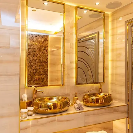 Alexandras Palace Apartment *