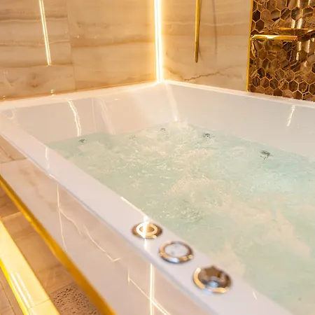 Apartment Alexandras Palace