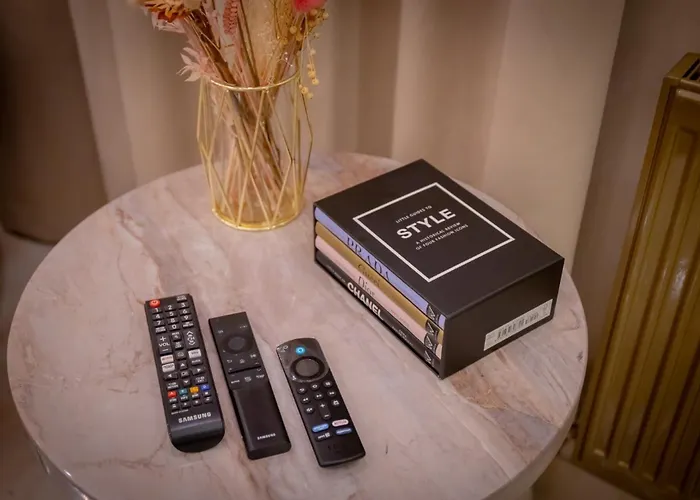 Alexandras Palace Apartment *