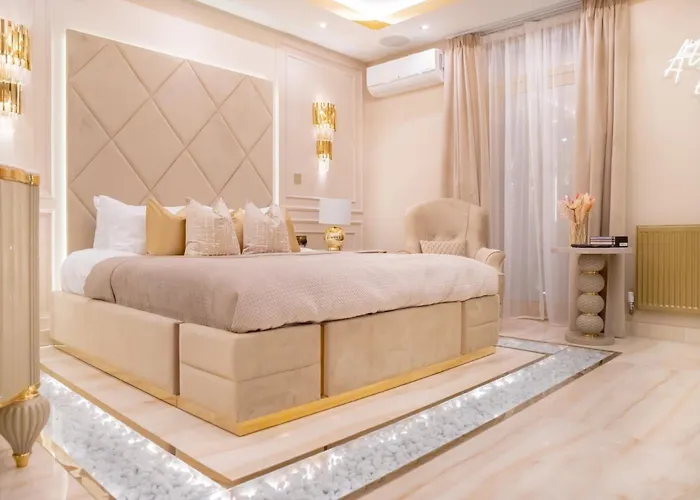 Alexandras Palace Apartment Bradford (West Yorkshire)