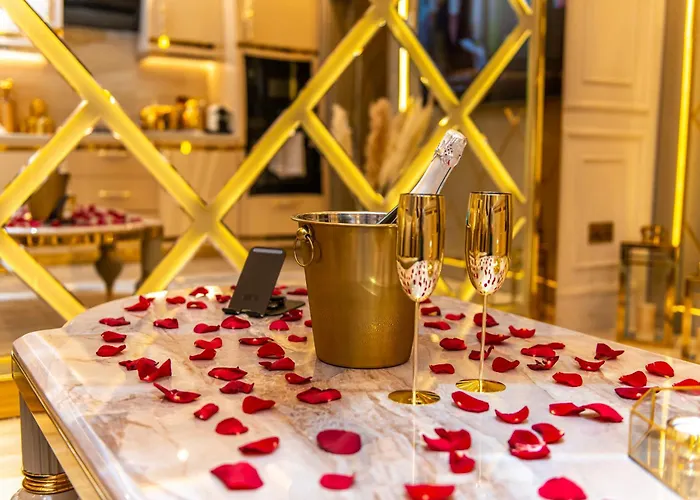 Alexandras Palace Apartment *