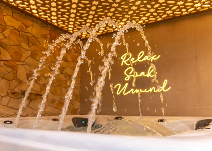 Apartment Alexandras Palace