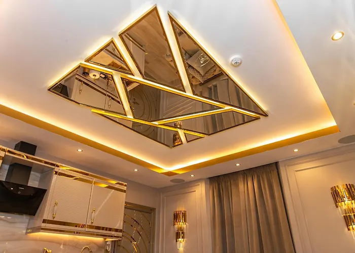 Alexandras Palace Apartment *